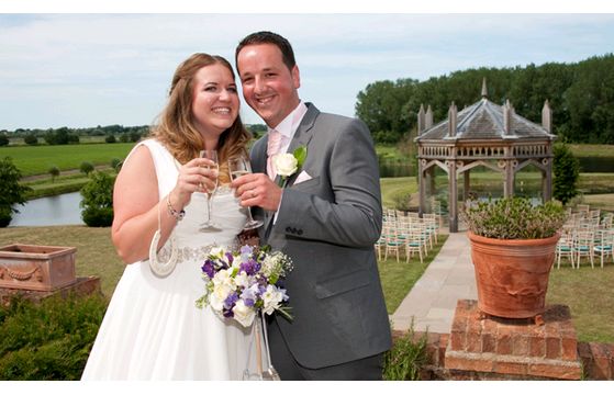 Victoria & Luke, The Old Hall Ely