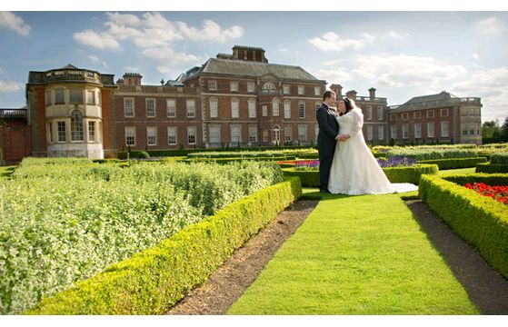 Esme & Richard, Wimpole Hall